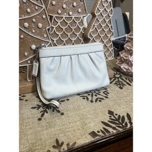 Coach Zip Top Wristlet Clutch White Leather Removable Strap Bag Charm